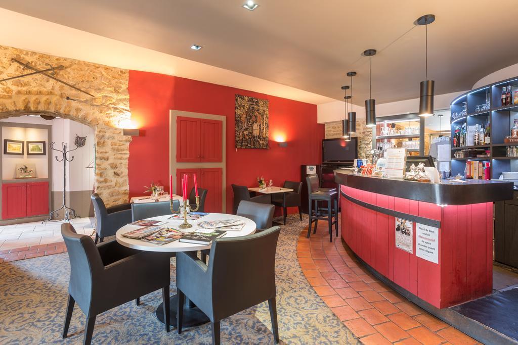 La Tablee Medievale Civrieux-dʼAzergues Exterior foto
